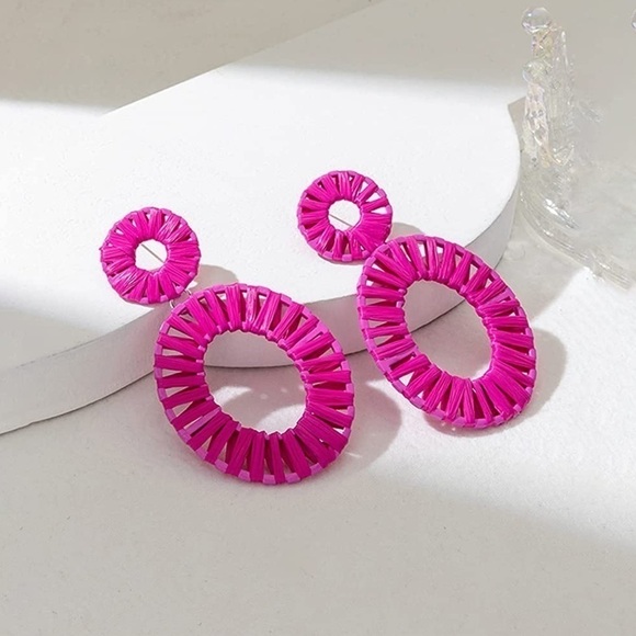 ⭐️RATTAN Hoop Drop Statement Bohemian Earrings⭐️ - Picture 4 of 7